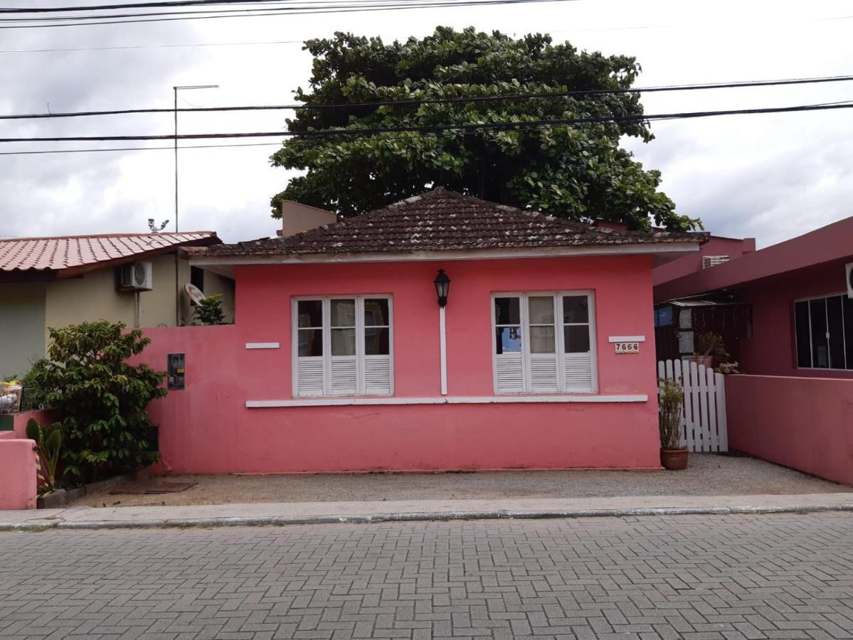 Studio Casa da Arvore, Pé na areia, Ribeirão da Ilha, Florianópolis Exterior foto